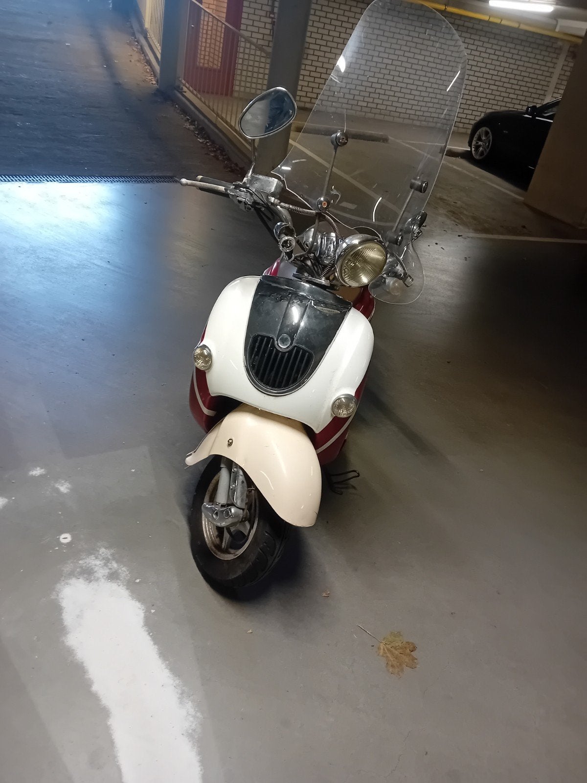 killerbee snorscooter, Ophalen of Verzenden, Gebruikt, Benzine