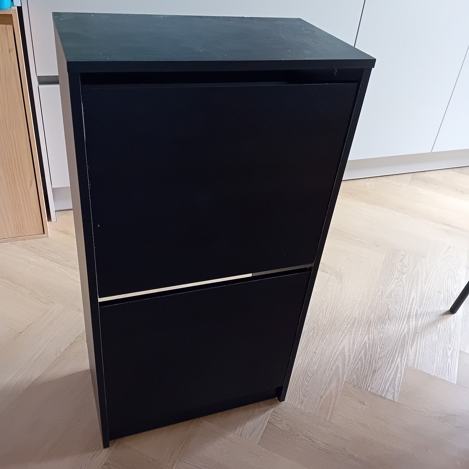 Ikea Bissa schoenenkastje met twee vakken, Huis en Inrichting, Kasten | Schoenenkasten, Ophalen, Gebruikt, Modern en functioneel