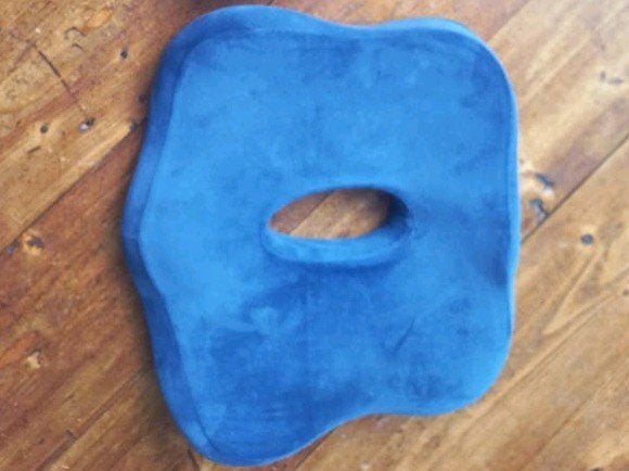 Traagschuim Kussen met Uitsparing - Ergonomisch Comfortabe, Afneembare hoes, Gebruikt, Blauw, Ophalen of Verzenden
