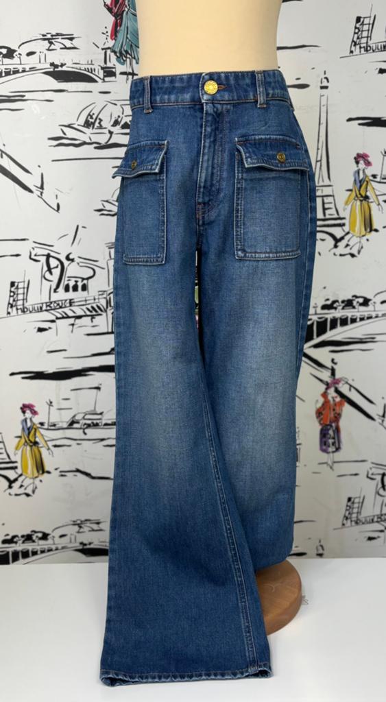 Gucci meisjes flared jeans spijkerbroek maat 10 (490 euro), Broek, Gucci EU, Customercare@gucci.com, Zo goed als nieuw
