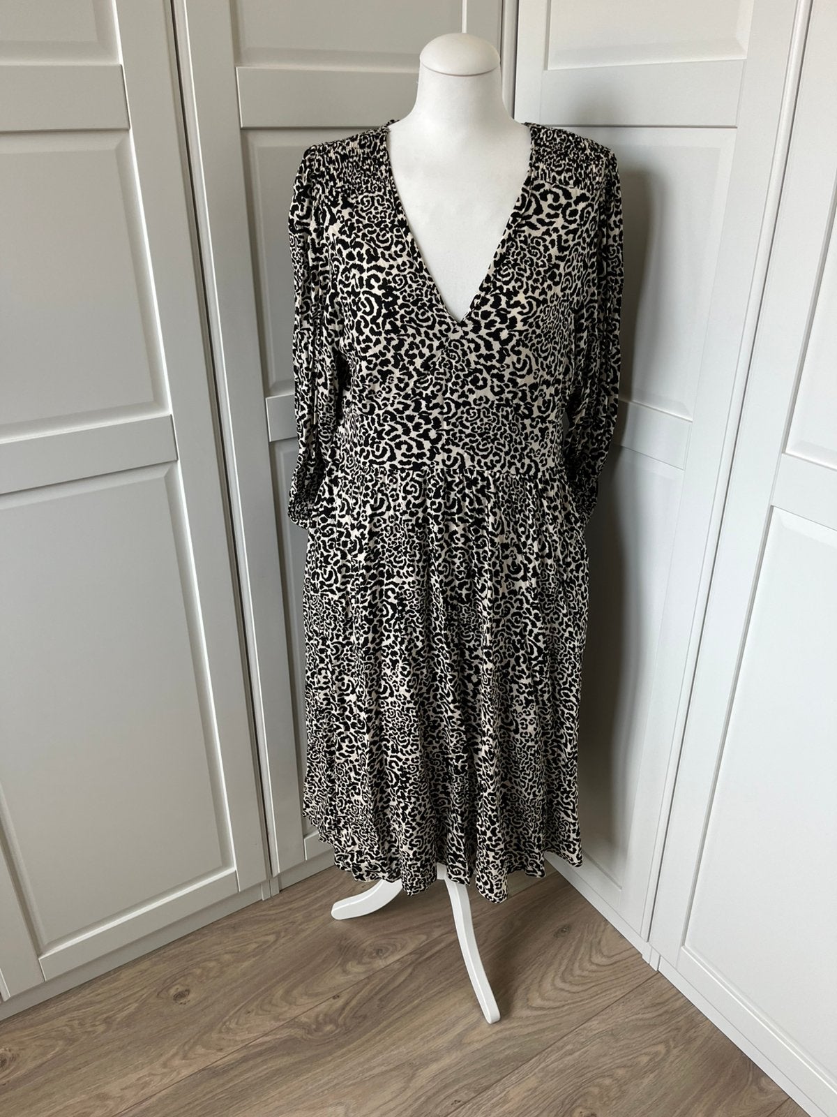 Miljuschka jurk, Kleding | Dames, Jurken, Maat 38/40 (M), Zwart, Ophalen of Verzenden, Zo goed als nieuw