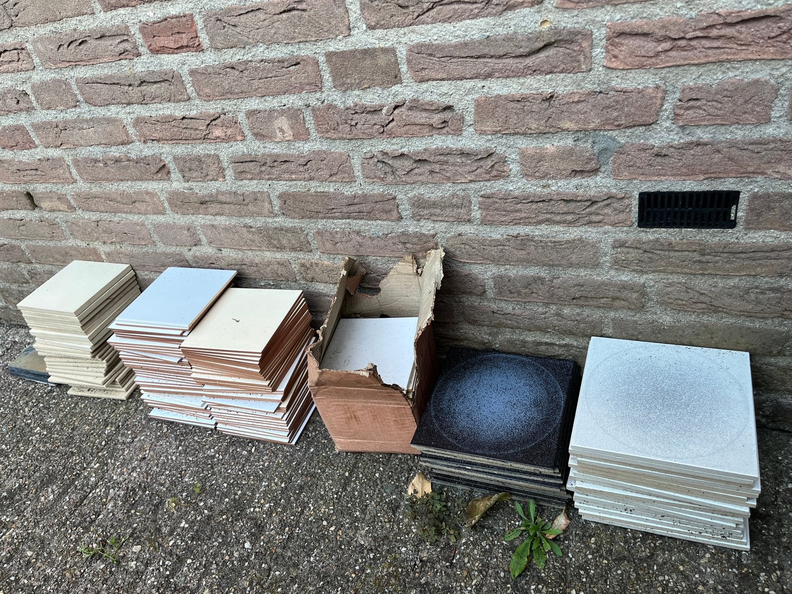 Muurtegels en en enkele vloertegels, Doe-het-zelf en Verbouw, Tegels, Ophalen, Minder dan 20 cm, Minder dan 5 m², Wandtegels