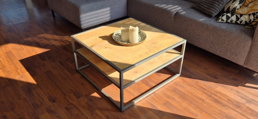 Salontafel met metalen frame en houten blad, Huis en Inrichting, Tafels | Salontafels, Zo goed als nieuw, Minder dan 50 cm, 50 tot 100 cm
