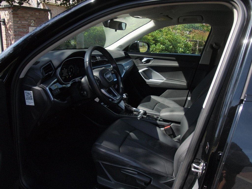 Audi Q3 Sportback 45 TFSI e Advanced Edition | Black Optic |, Gebruikt, Zwart, Hybride Elektrisch/Benzine, 13 kWh