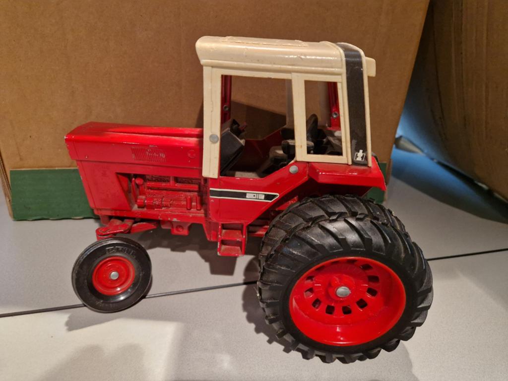 Vintage International Tractor Speelgoed, Kinderen en Baby's, Ophalen of Verzenden, Gebruikt