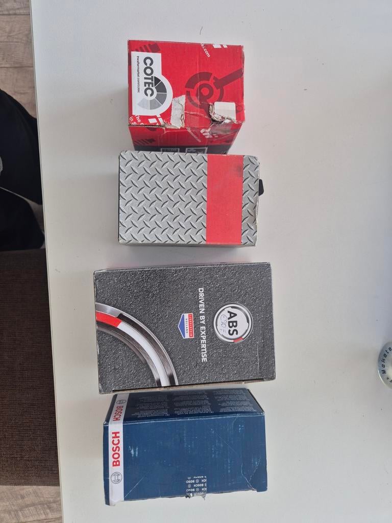 Diverse Nieuwe auto onderdelen, Auto-onderdelen, Ophalen of Verzenden, Nieuw, Renault