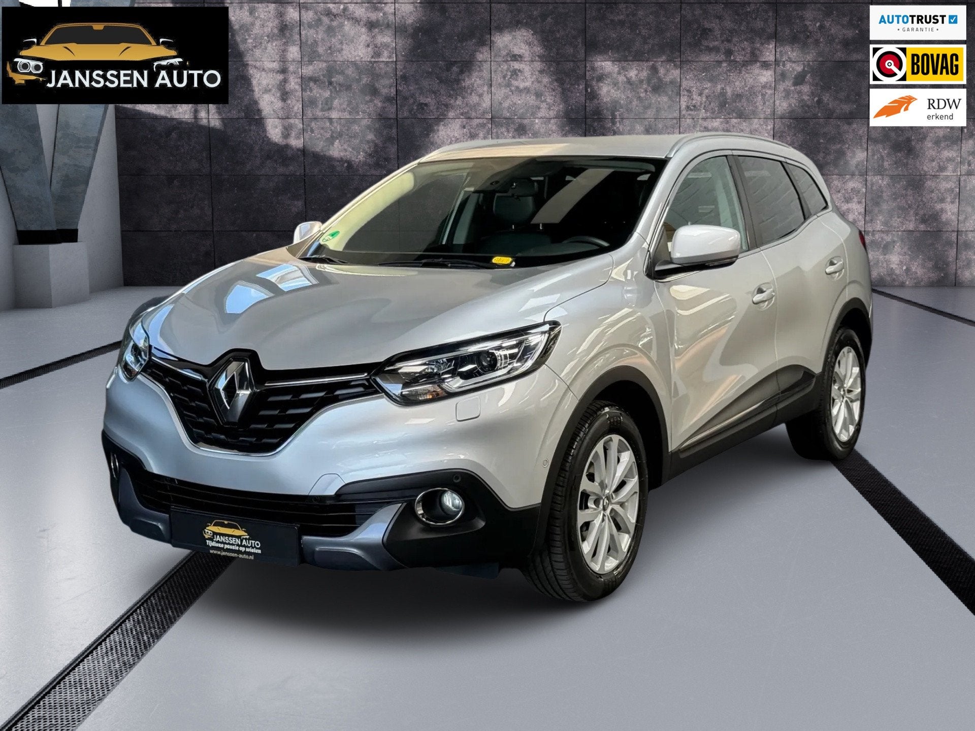 Renault Kadjar 1.2 TCe Intens | Climate | Cruise | Navi | 1/, Auto's, Voorwielaandrijving, Kadjar, Zwart, 4 cilinders