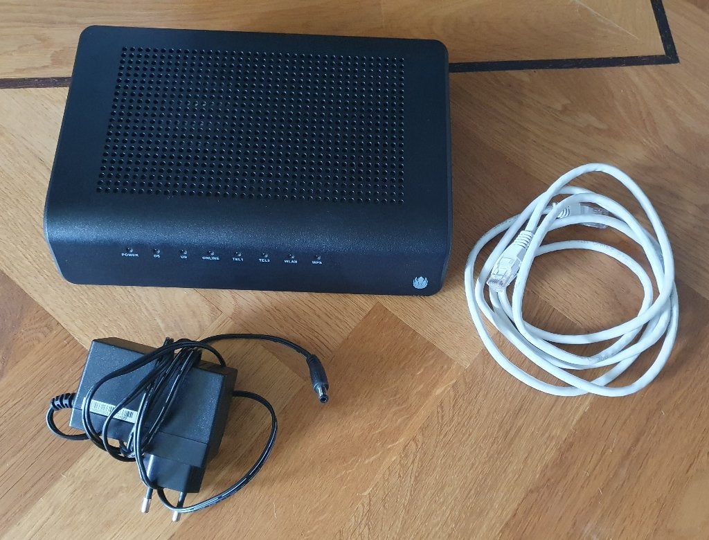 UPC router evw3226, Ophalen of Verzenden, Zo goed als nieuw, Router, UPC