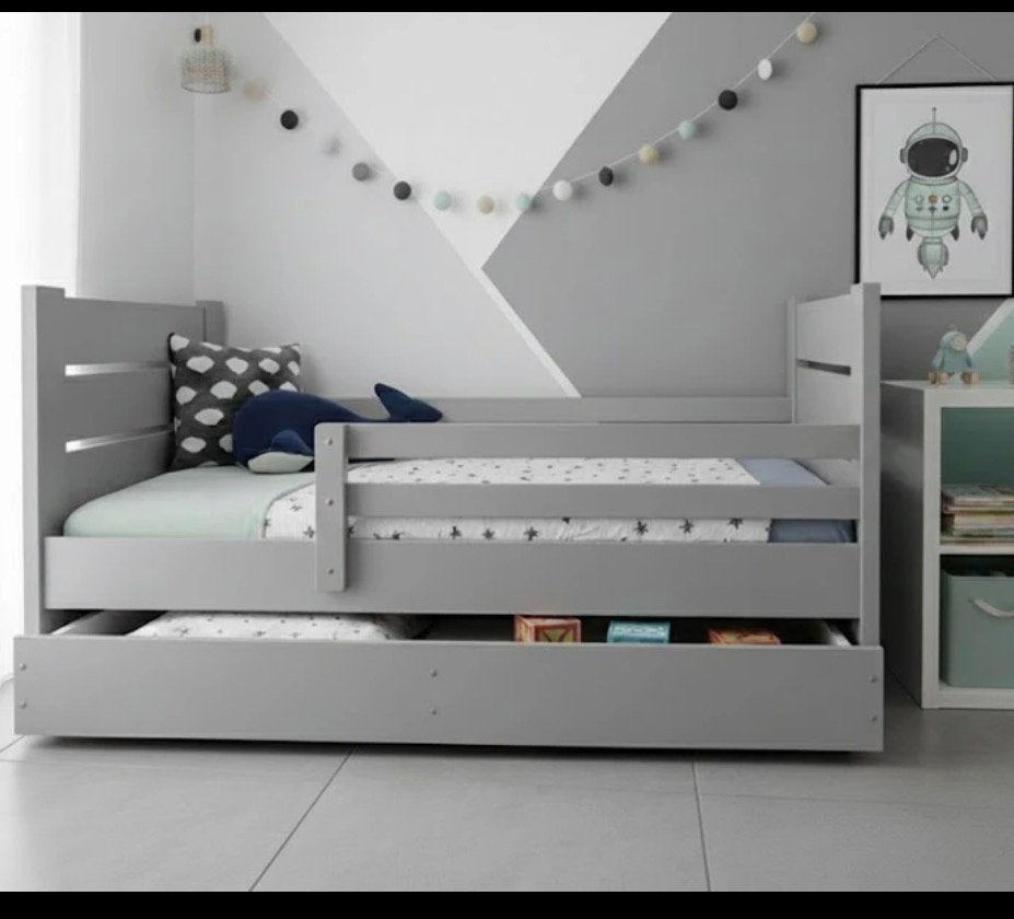 Peuterbed rockwood, 70 tot 85 cm, Zo goed als nieuw, Matras, 140 tot 160 cm