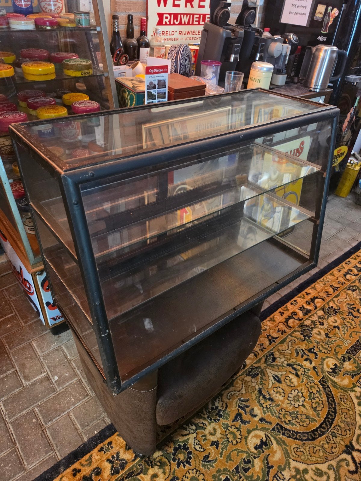 bakkersvitrine  vitrinekast Esme, Huis en Inrichting, Kasten | Vitrinekasten, Ophalen, 25 tot 50 cm