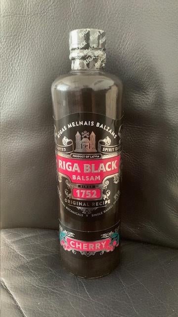 Riga Black Balsam Cherry 0,5 liter, Diversen, Ophalen of Verzenden