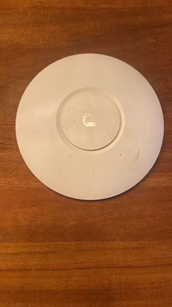 Ubiquiti UniFi AP AC Lite Access Point – 2 stuks beschikbaar, Computers en Software, Accesspoints, Ophalen of Verzenden, Zo goed als nieuw