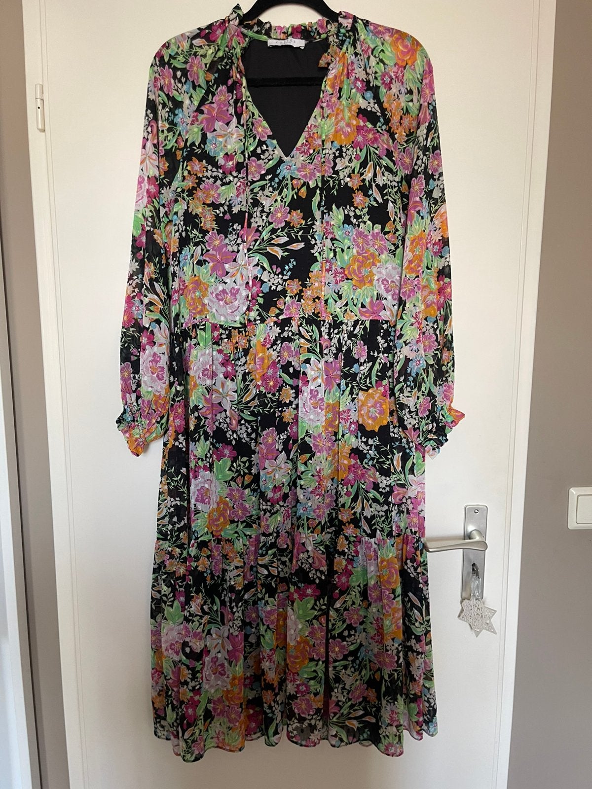 Costes zwierige flower jurk maat L, Zwart, Maat 42/44 (L), Ophalen of Verzenden, Zo goed als nieuw