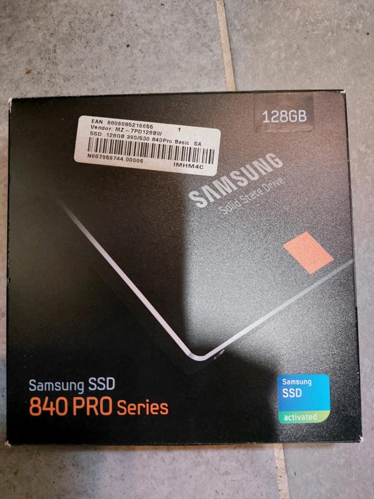 Samsung 840 PRO, Computers en Software, Intern, SSD, Ophalen of Verzenden, Zo goed als nieuw