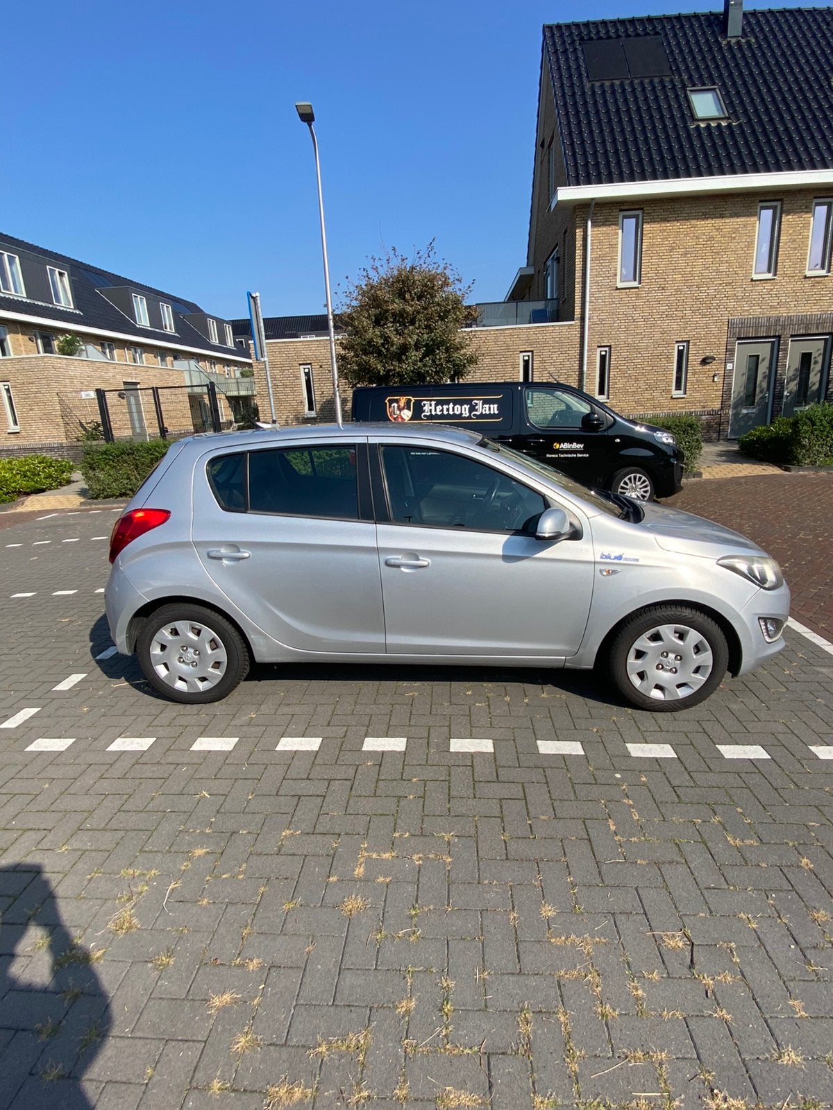 Hyundai i20 1.2I 5-DRS 2013 Grijs, Auto's, 450 kg, 31 €/maand, 4 cilinders, Origineel Nederlands