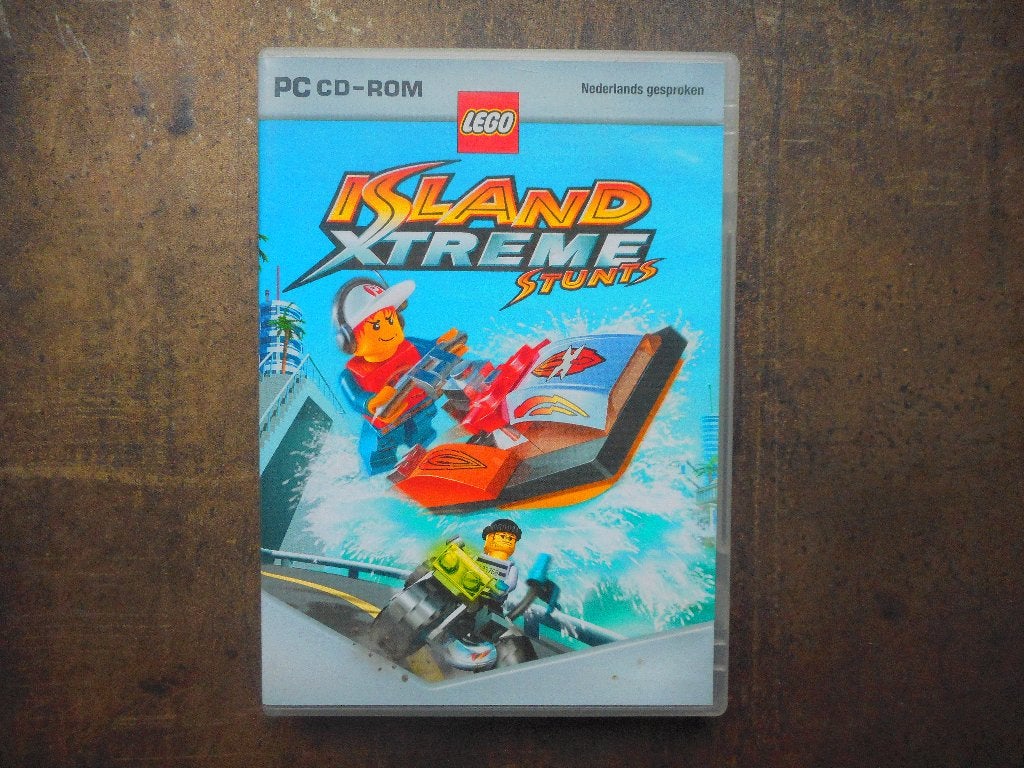 Lego Island Xtreme Stunts voor PC (zie foto's), Gebruikt, 1 speler, Ophalen of Verzenden, Vanaf 3 jaar
