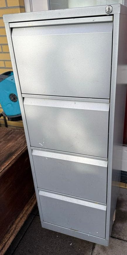 Bisley Archiefkast Dossierkast 4 Laden 132x47x62 met Sleutel, Ophalen, Gebruikt