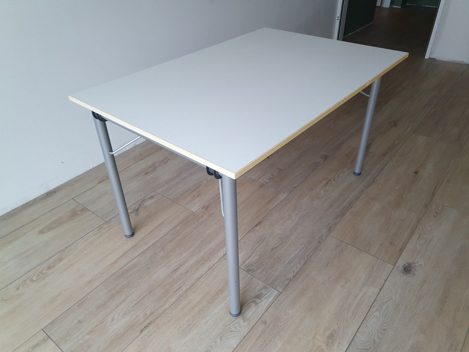 IKEA klaptafel wit, inklapbaar, Ophalen, 50 tot 100 cm, Tot twee personen, 50 tot 100 cm