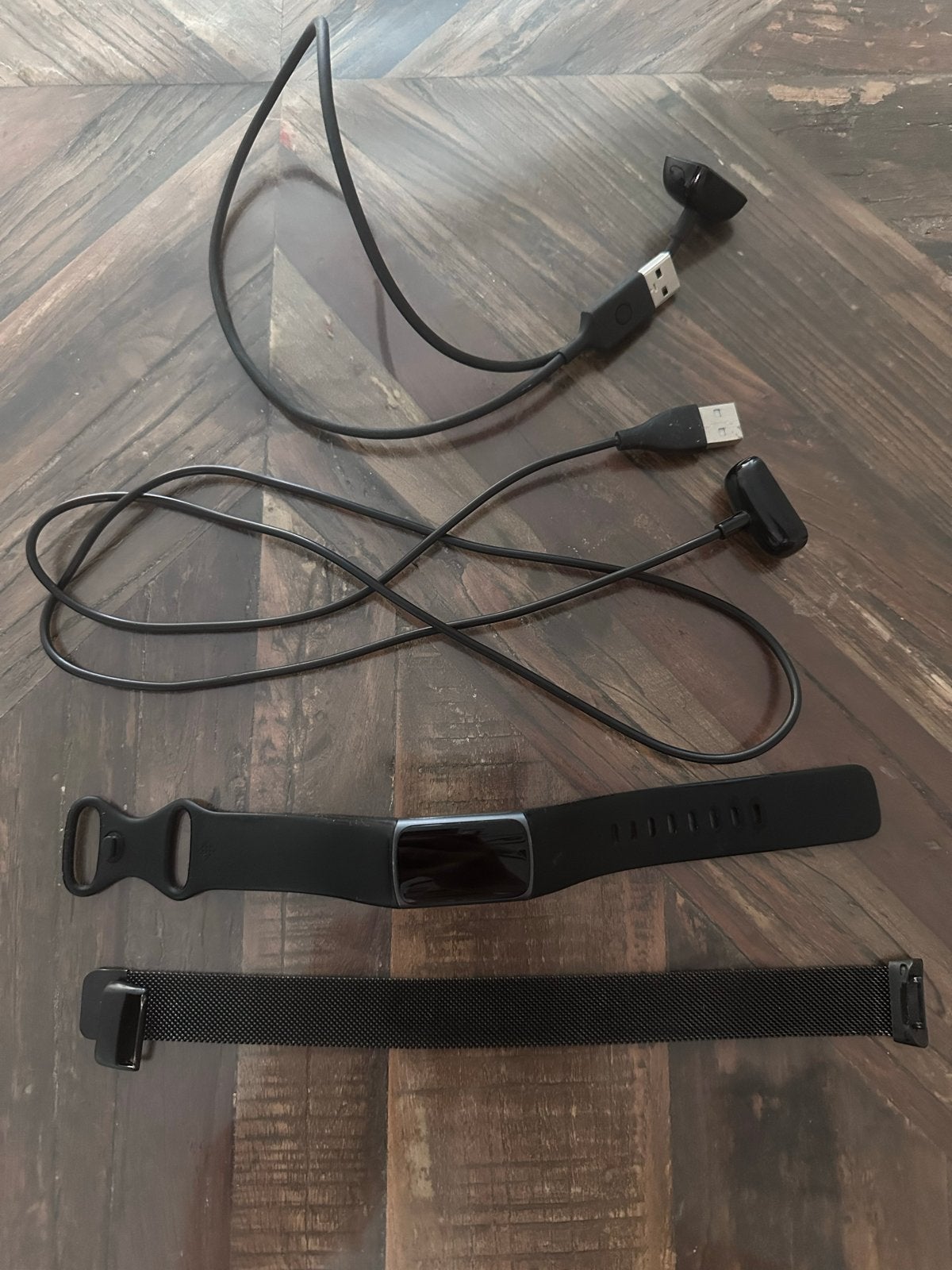 Fitbit Charge 4 met extra bandje en opladers, Ophalen of Verzenden, Gebruikt, Zwart, Android