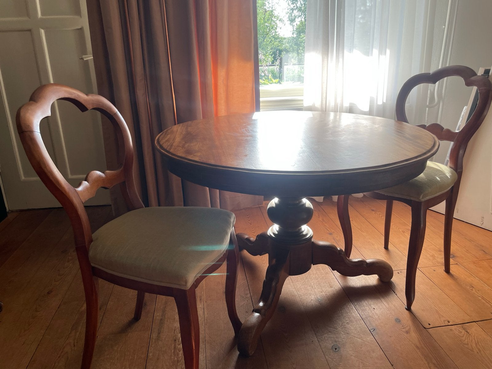 Biedermeier eet tafel van 106 cm, Ophalen