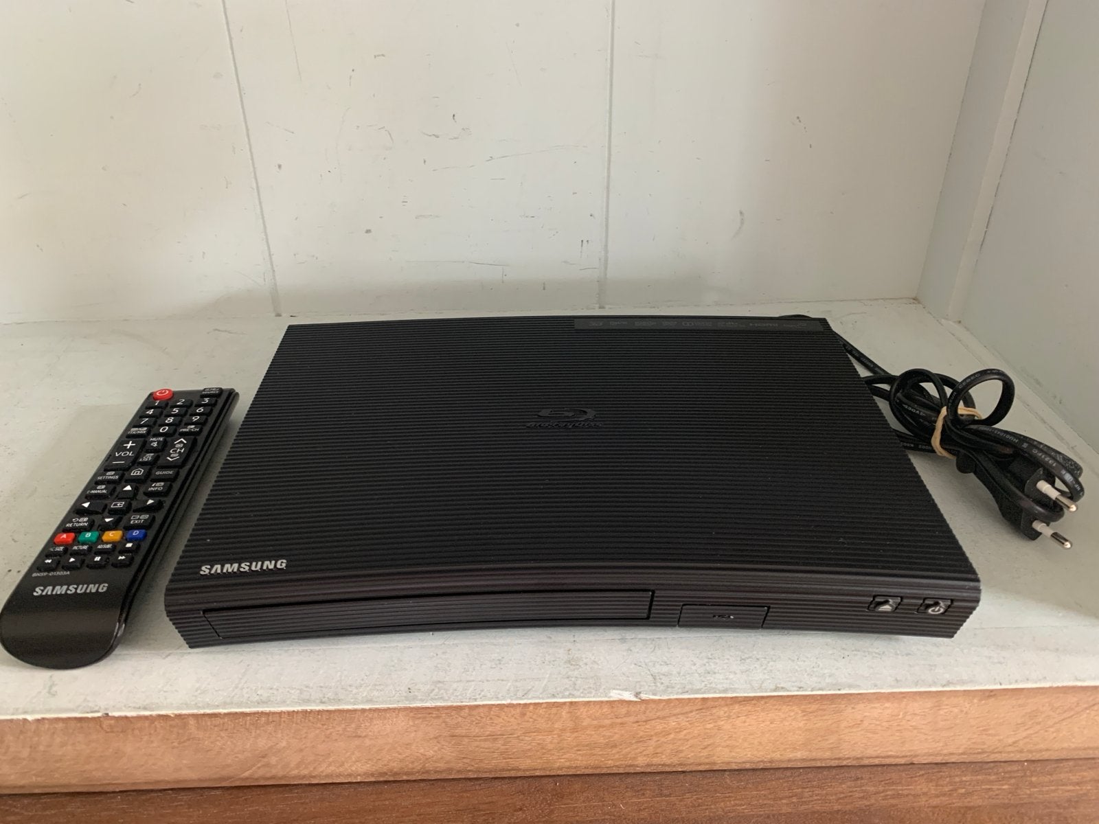 Samsung BD-J5500 Blu-ray Speler - 3D hdmi etc - Nieuwstaat, Audio, Tv en Foto, Blu-ray-spelers, Ophalen of Verzenden, Zo goed als nieuw