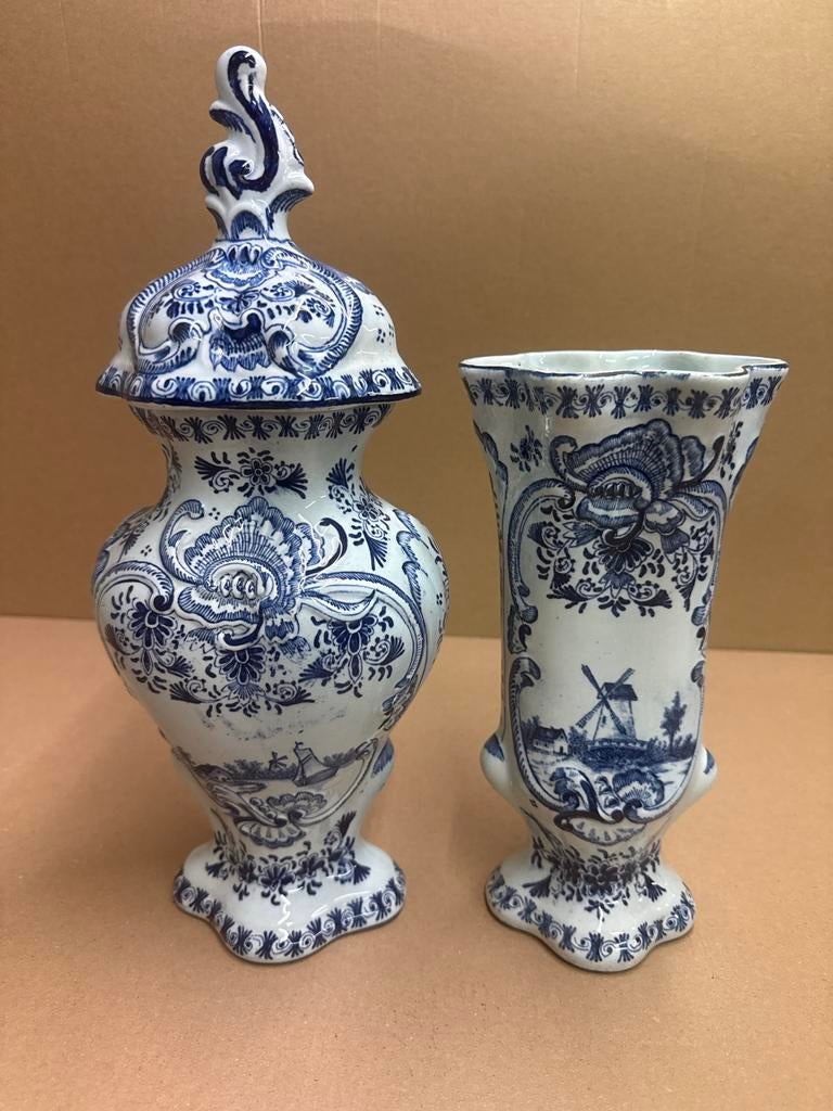Delfts Blauw Vaas en Pot met Deksel - Handbeschilderd, Antiek en Kunst, Ophalen of Verzenden