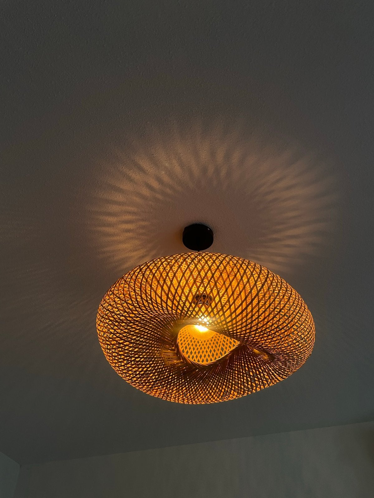 Plafondlamp riet uit Ibiza 60cm diameter -zgan, Huis en Inrichting, Lampen | Hanglampen, Ophalen of Verzenden, Zo goed als nieuw