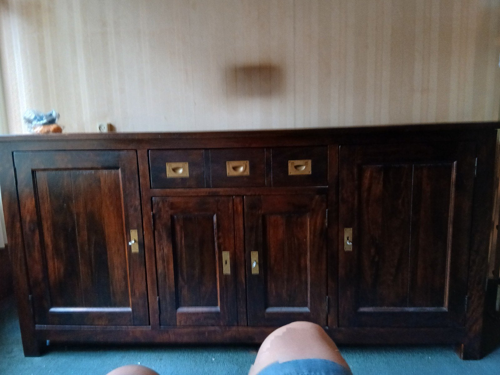 Massief houten dressoir met lades en deuren, Huis en Inrichting, Kasten | Dressoirs, Ophalen, Gebruikt, Met deur(en), 200 cm of meer