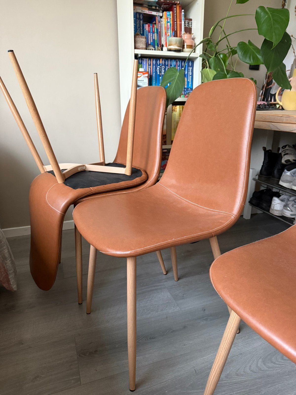 4x Cognac Stoelen van Jysk, Ophalen of Verzenden, Zo goed als nieuw, Overige kleuren, Vier