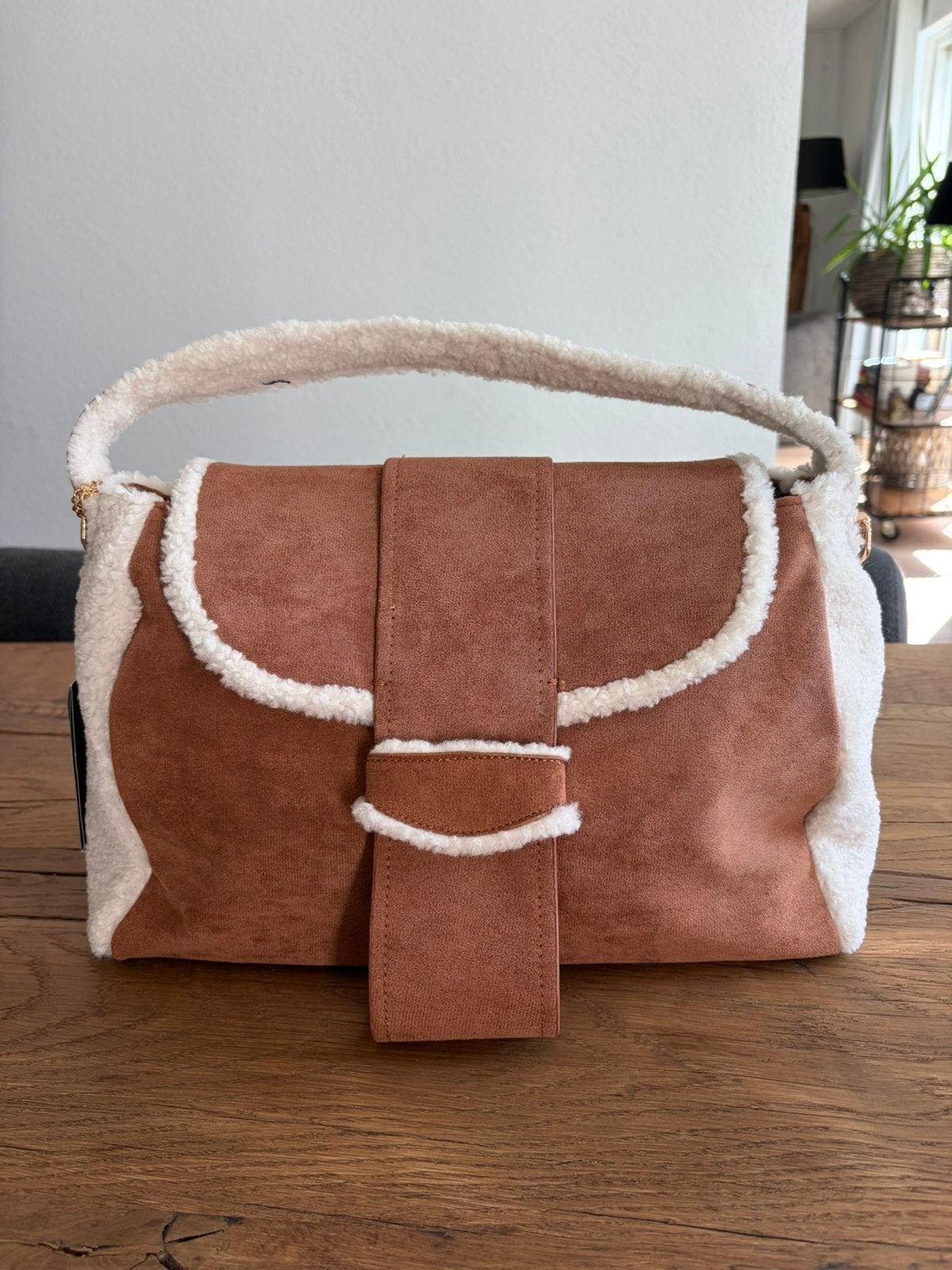 GIULIANO suede-look tas camel met teddybont