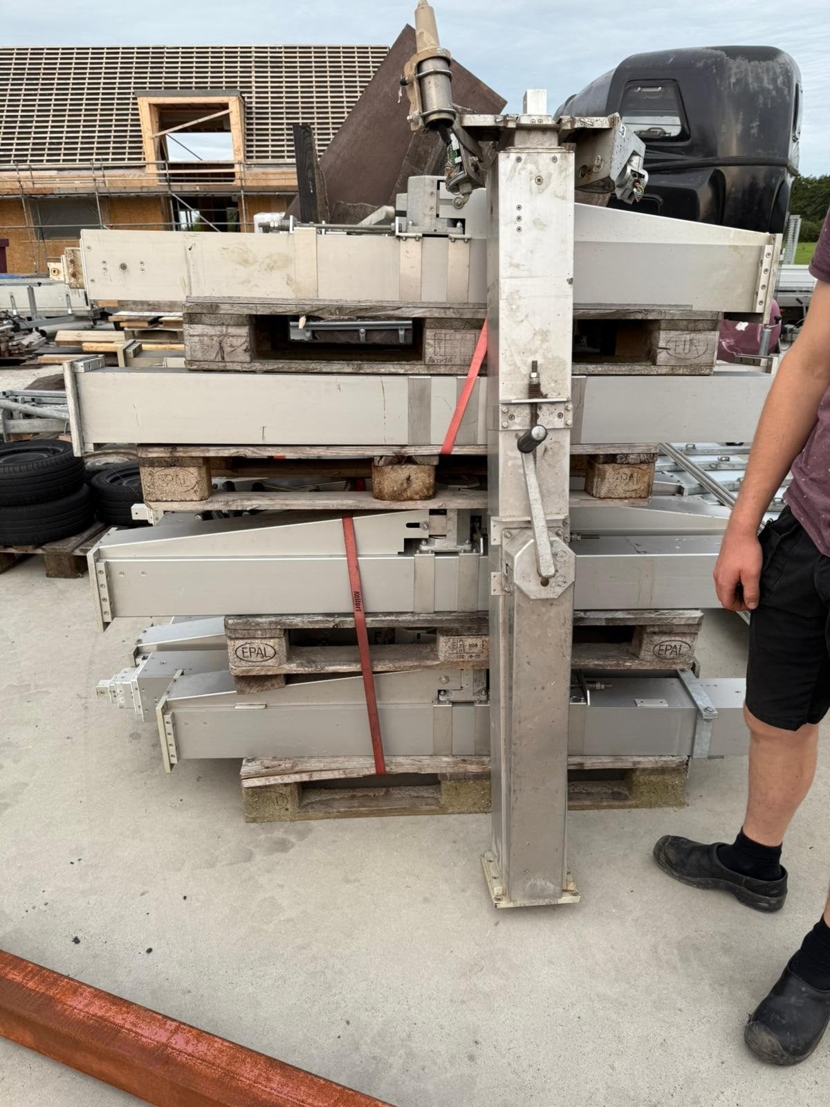 Aluminium mast, Ophalen, Aluminium