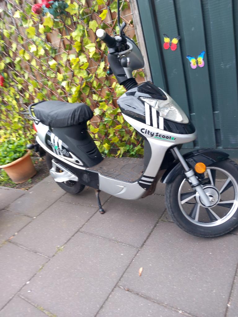 Electrische scoter city VALENCIA 2018, Overige merken, Gebruikt, Ophalen of Verzenden, 59 cm of meer