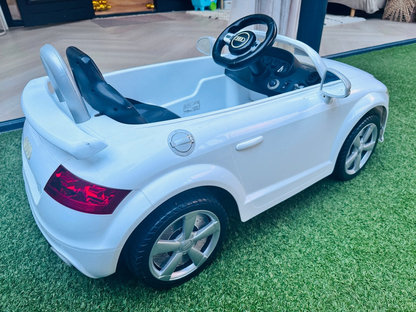 Audi TT RS Plus elektrische kinderauto, Kinderen en Baby's, Ophalen, Gebruikt