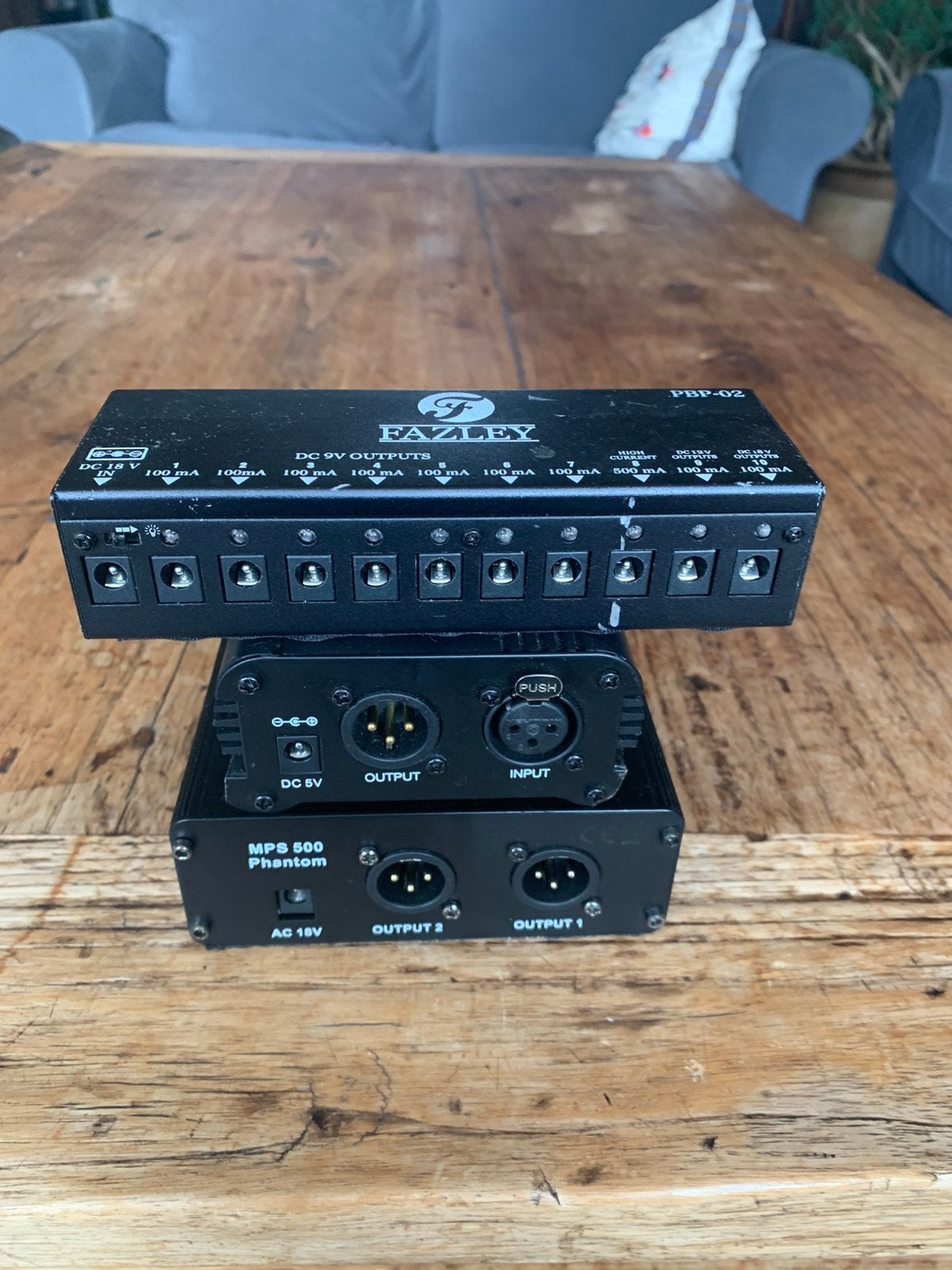 3x phantom power en fazley pbp-02 powersupply, Muziek en Instrumenten, Ophalen of Verzenden, Zo goed als nieuw