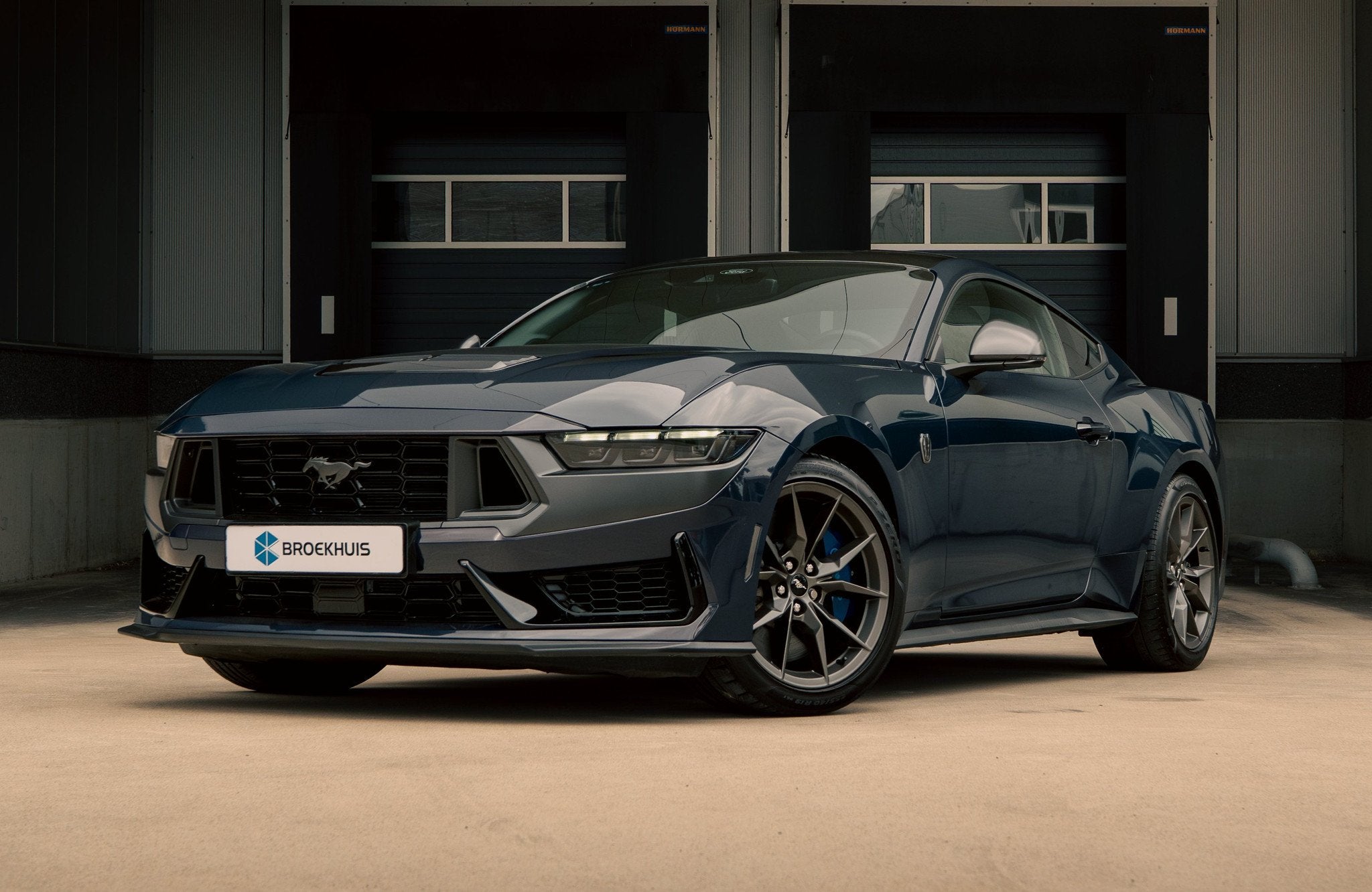 Ford Mustang Fastback 5.0 V8 DARK HORSE | Org NL | Recaro |, Keurmerk '100% Onderhouden', 12 maanden, Achterwielaandrijving, Gebruikt