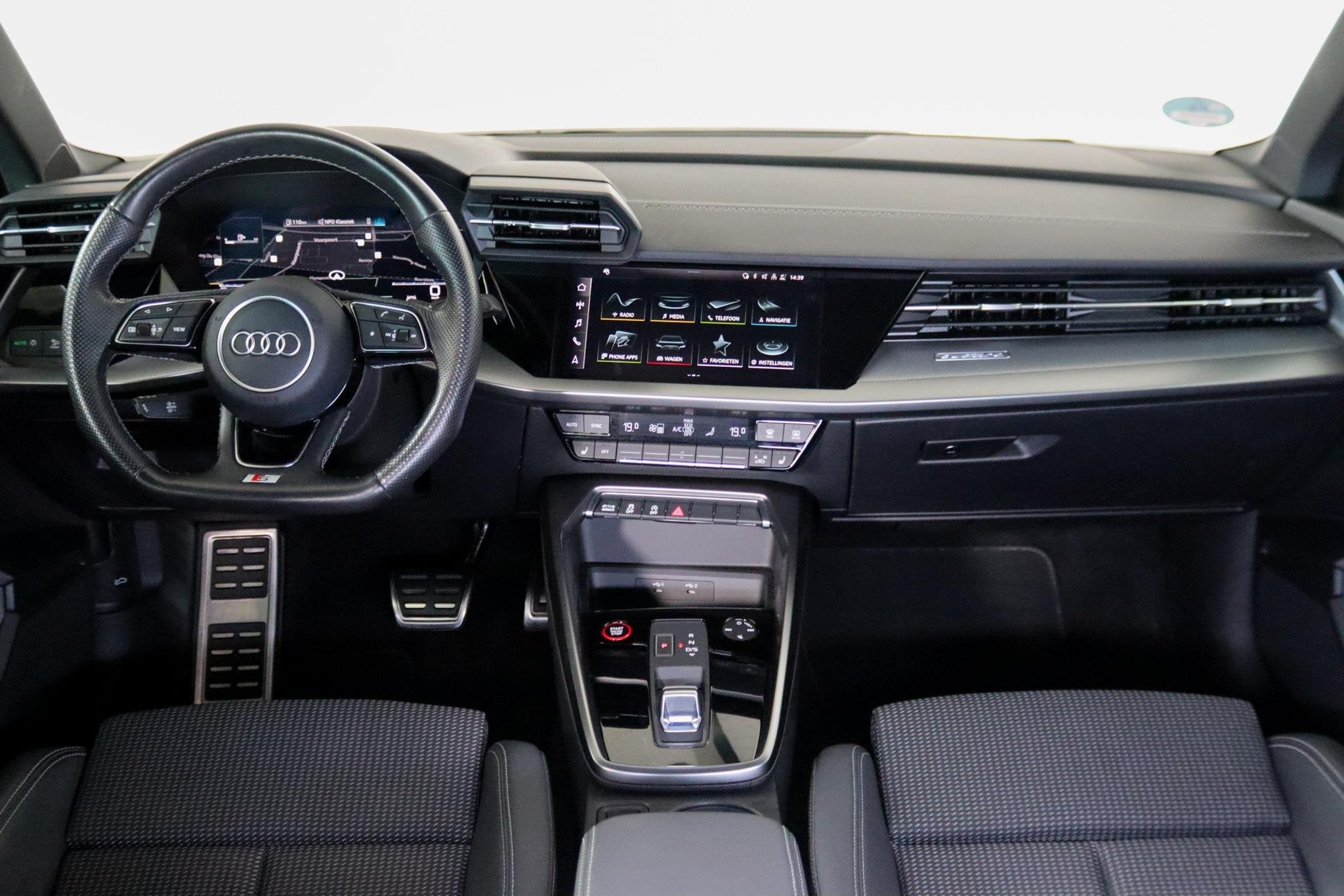 Audi S3 Sportback 2.0 TFSI quattro 310PK | Carbon | Virtual, Auto's, Automaat, Gebruikt, 4 cilinders, 1984 cc