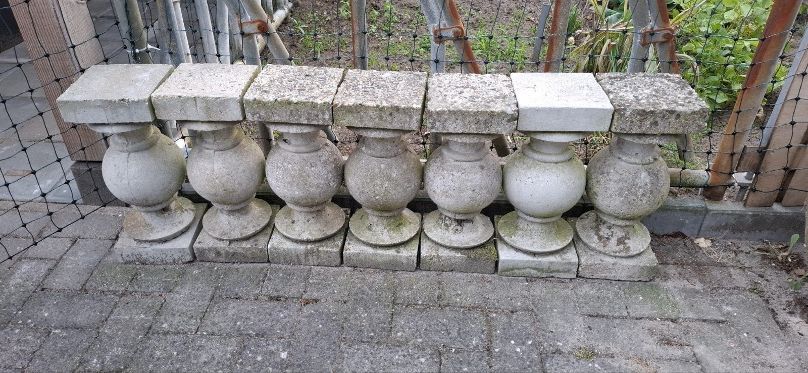 Betonnen paaltjes, Tuin en Terras, Ophalen, Rond, Minder dan 25 cm, Minder dan 40 cm