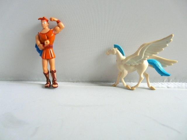 Disney # Hercules 6cm en Pegasus, Ophalen of Verzenden, Overige figuren, Zo goed als nieuw, Beeldje of Figuurtje