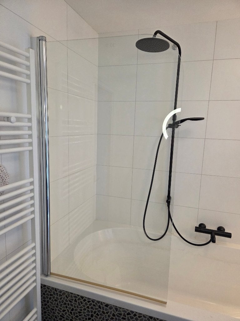 Douchescherm voor op badrand - met 180graden scharnier, Ophalen, Gebruikt, Chroom, Overige typen