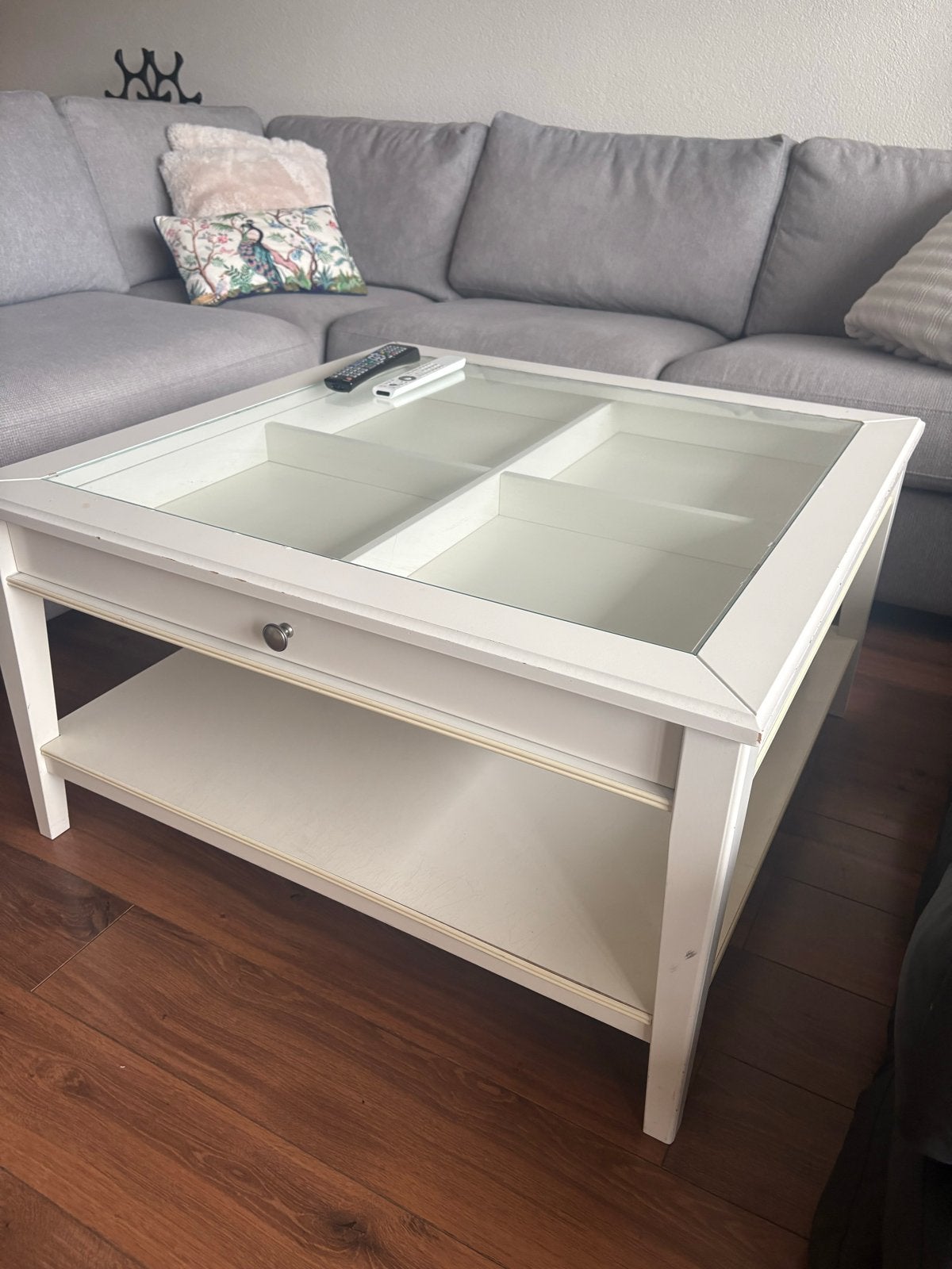 Witte salontafel met glazen blad en lade, Huis en Inrichting, Ophalen, 50 – 75, Gebruikt, 50 tot 100 cm