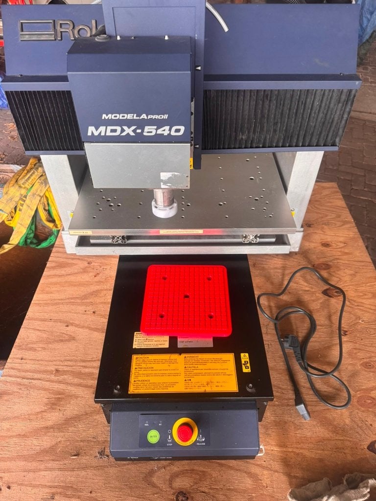 Roland MDX 540 CNC machine, Doe-het-zelf en Verbouw, Gereedschap | Freesmachines, Ophalen, Roland DG, Gebruikt, Overige soorten