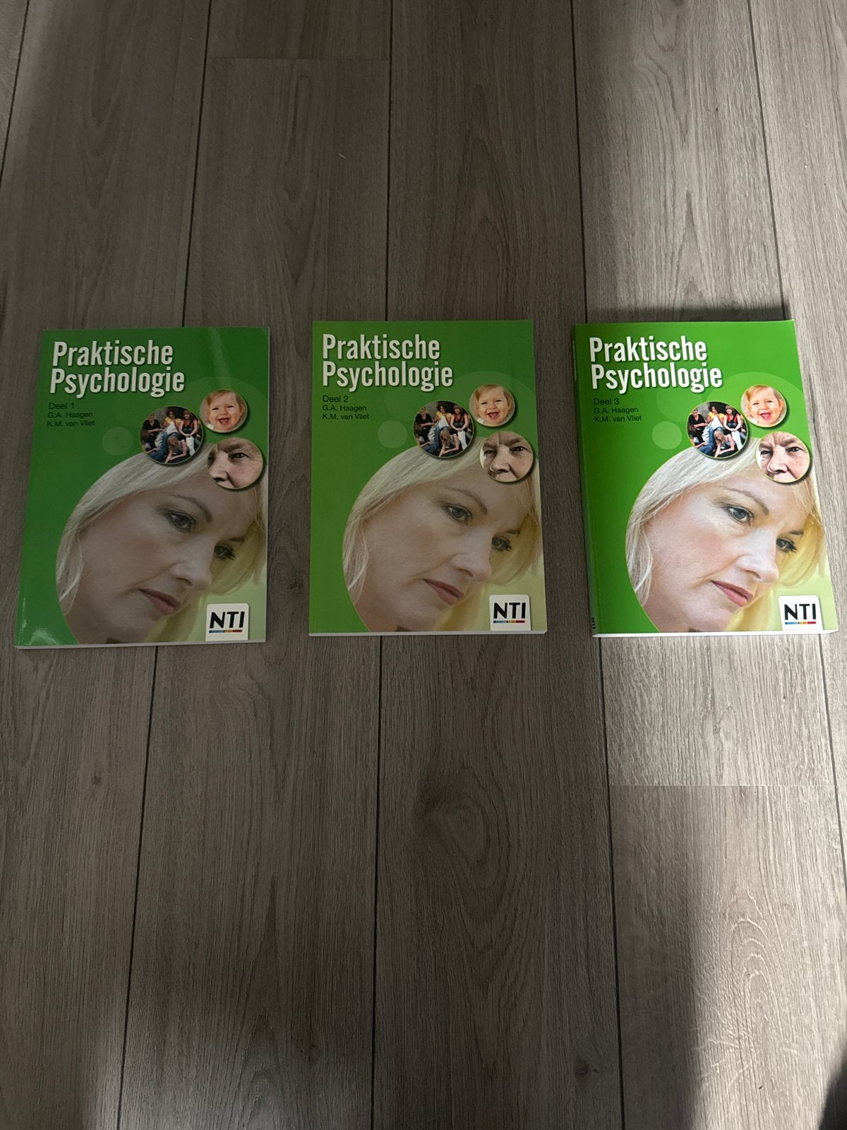 Praktische Psychologie NTI - Deel 1, 2 en 3, Ophalen of Verzenden, Gamma, Gelezen, HBO