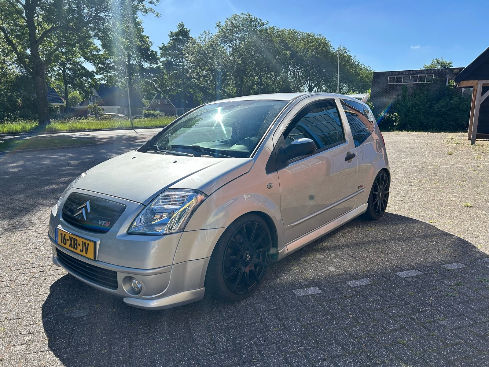 Citroën C2 VTS  1.6 16V 2007 Grijs, Voorwielaandrijving, Zwart, 4 cilinders, Sound system