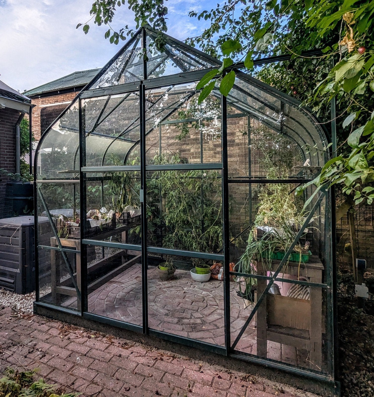 Brede tuinkas met mooie uitstraling (Vitavia Saturnus 5000), Ophalen, Kweekkas, Zo goed als nieuw, Glas
