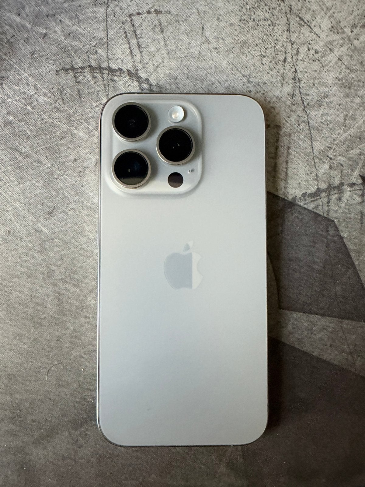 iPhone 15 Pro 128gb