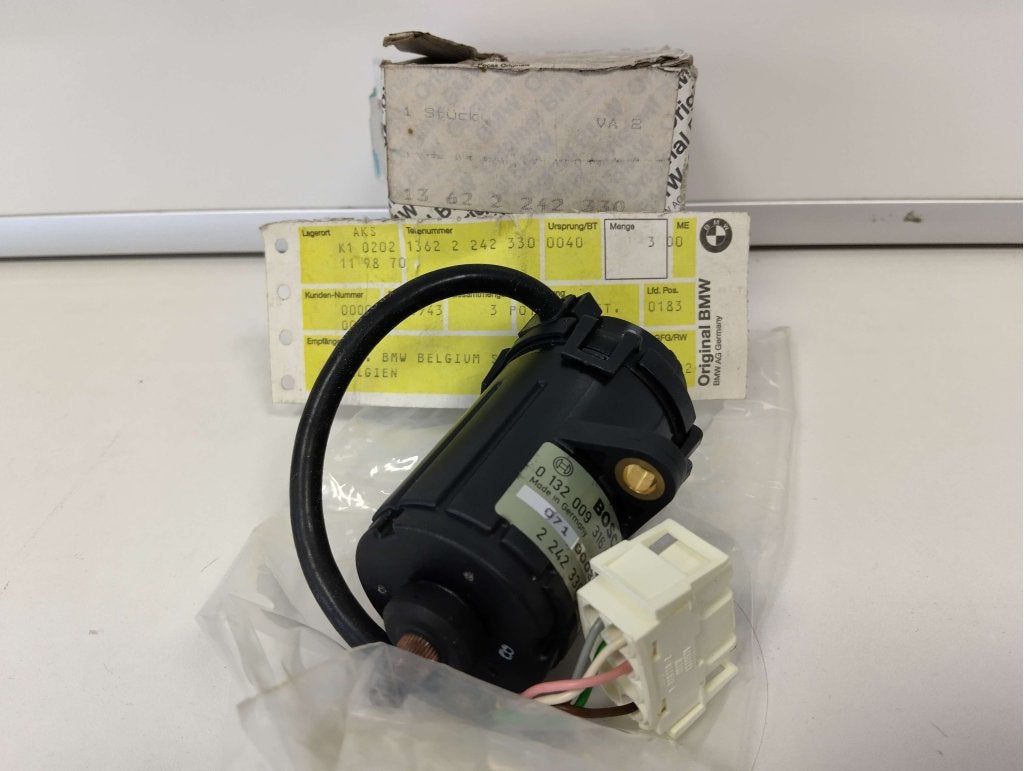 BMW E30 ,E34 diesel gaspedaal potentiometer N.O.S13622242330, Niet ingevuld, Niet ingevuld, Nieuw, Ophalen of Verzenden