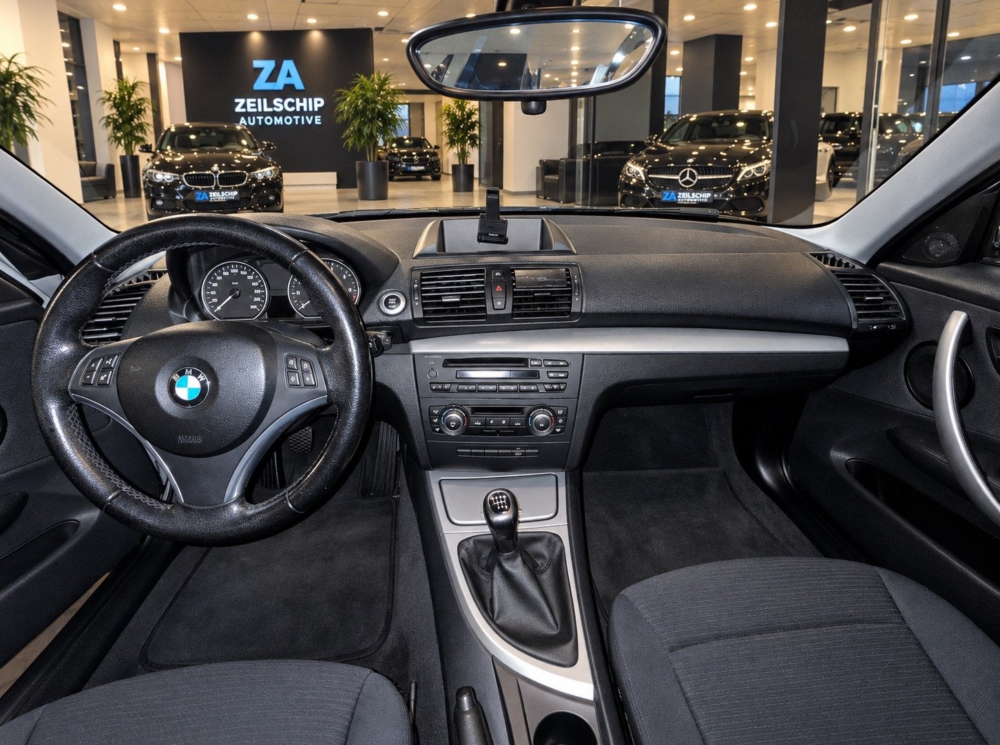 Foto 2 van BMW 1-serie 118i Business Line Slechts 189,000 TOP STAAT
