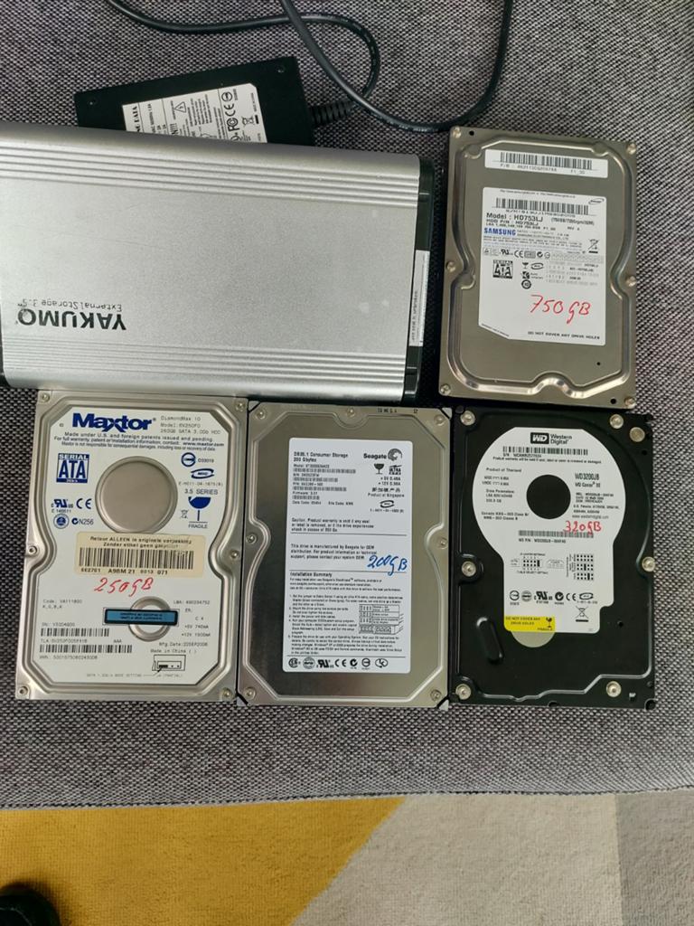4 Hard disks in totaal 1.5 TB, Computers en Software, Ophalen of Verzenden, Dvd