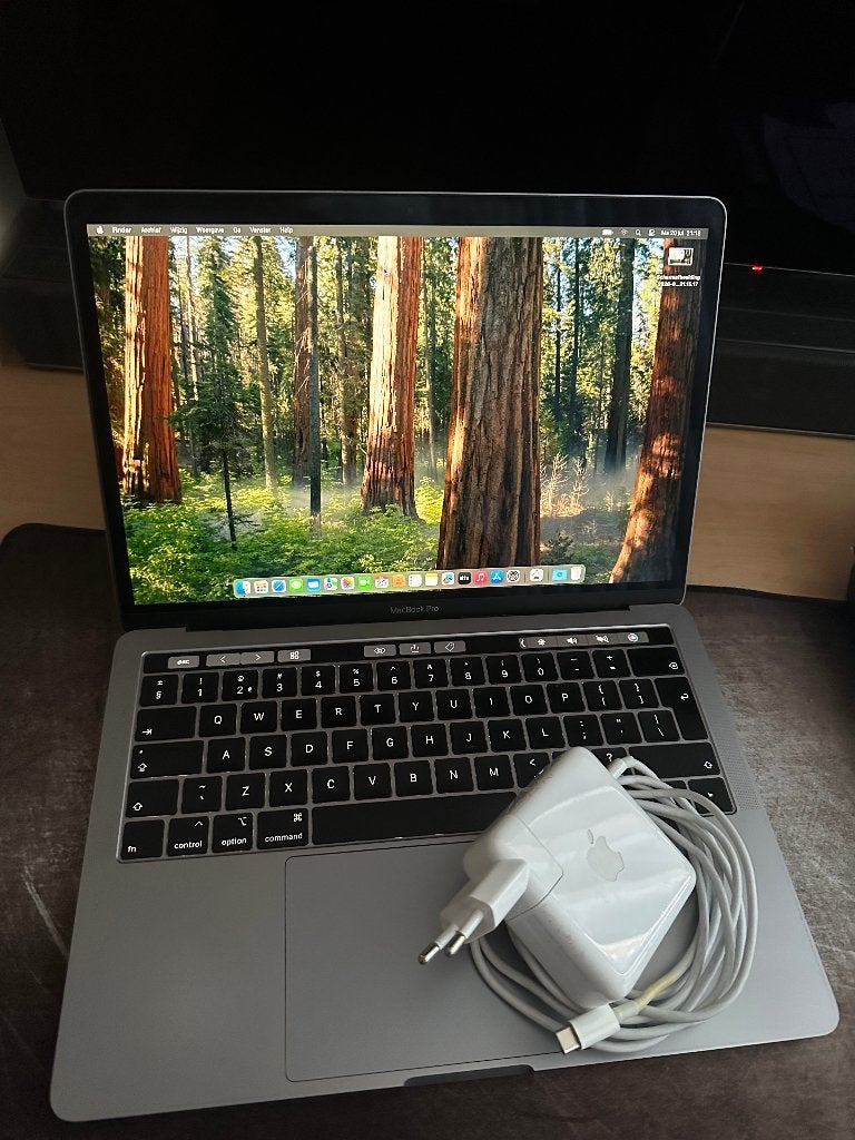 MacBook Pro 2019 Touch Bar | i7 | 16GB | 512GB SSD, 2 tot 3 Ghz, Qwerty, 13 inch, 512 GB