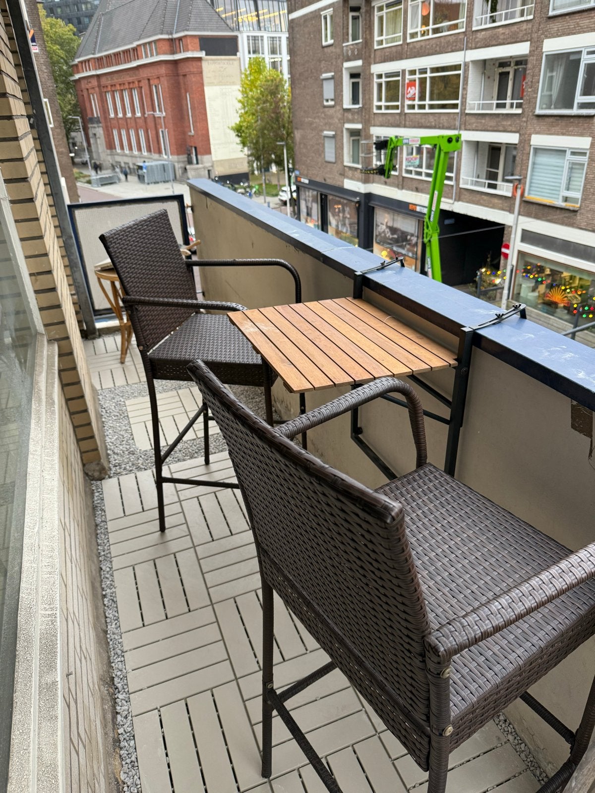 Volledig balkon: IKEA Livarno vlonders, balkonbar & stoelen, Tuin en Terras, Ophalen, Gebruikt, Kunststof